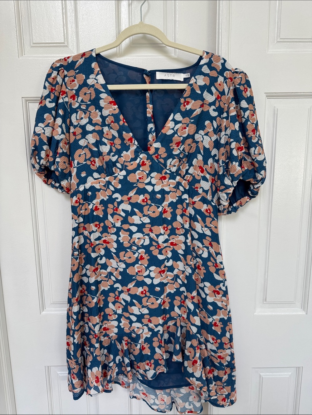 Astr Teal Floral V-Neck Puff Sleeve Dress with Red Accents
